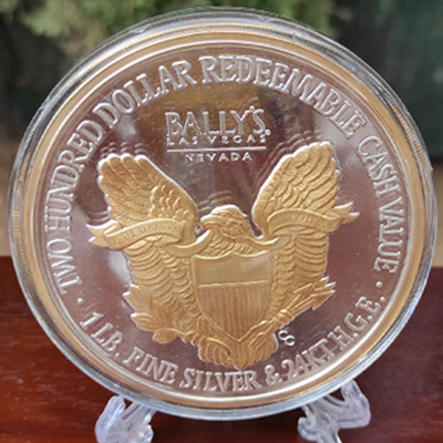 $200 Bally's  Walking Liberty 1995 - #Error gaming token