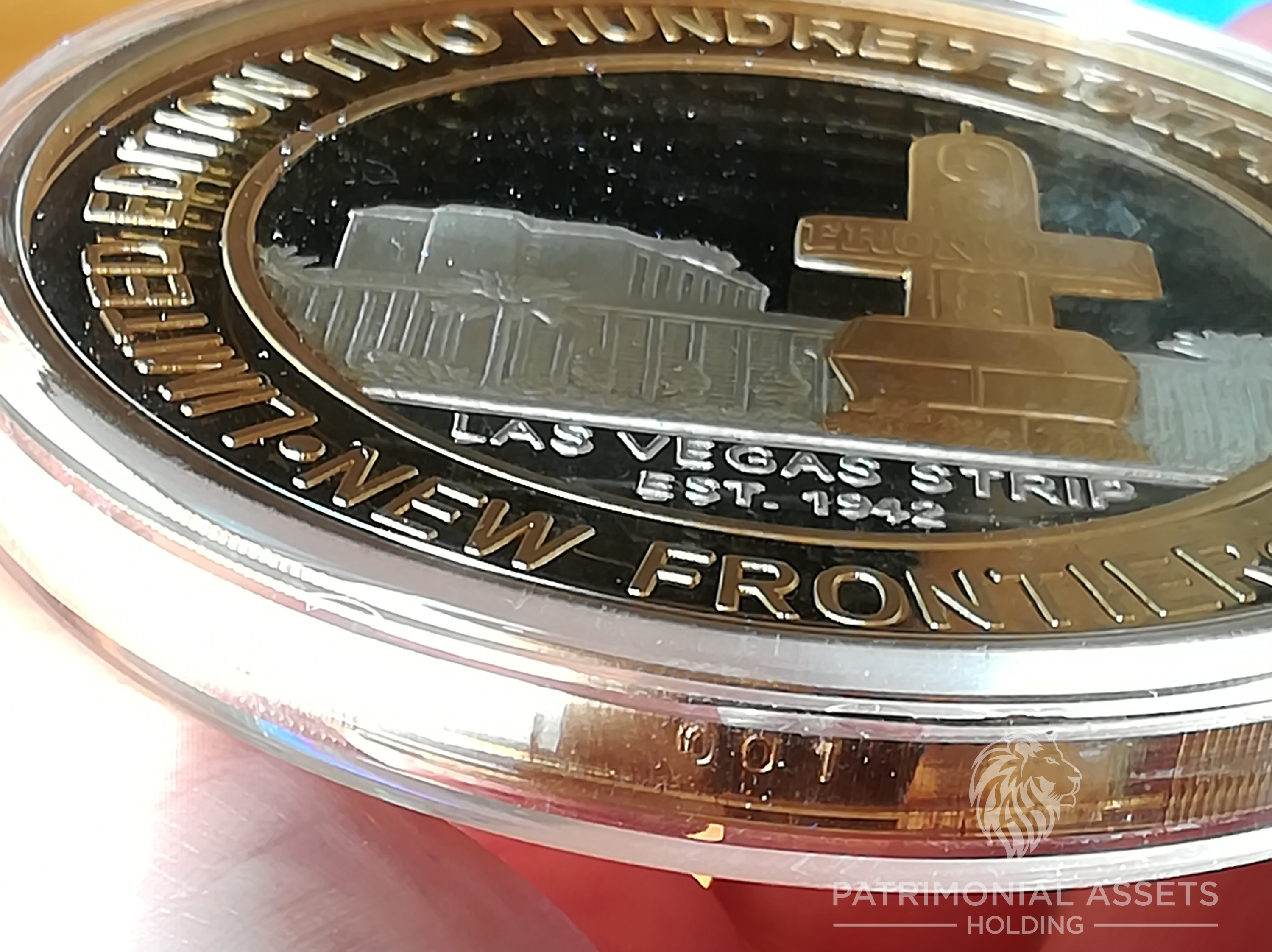 Las Vegas Strip Est. 1942 — 2004 — 24k HGE — Mint S — Serial #001 — Edge serial