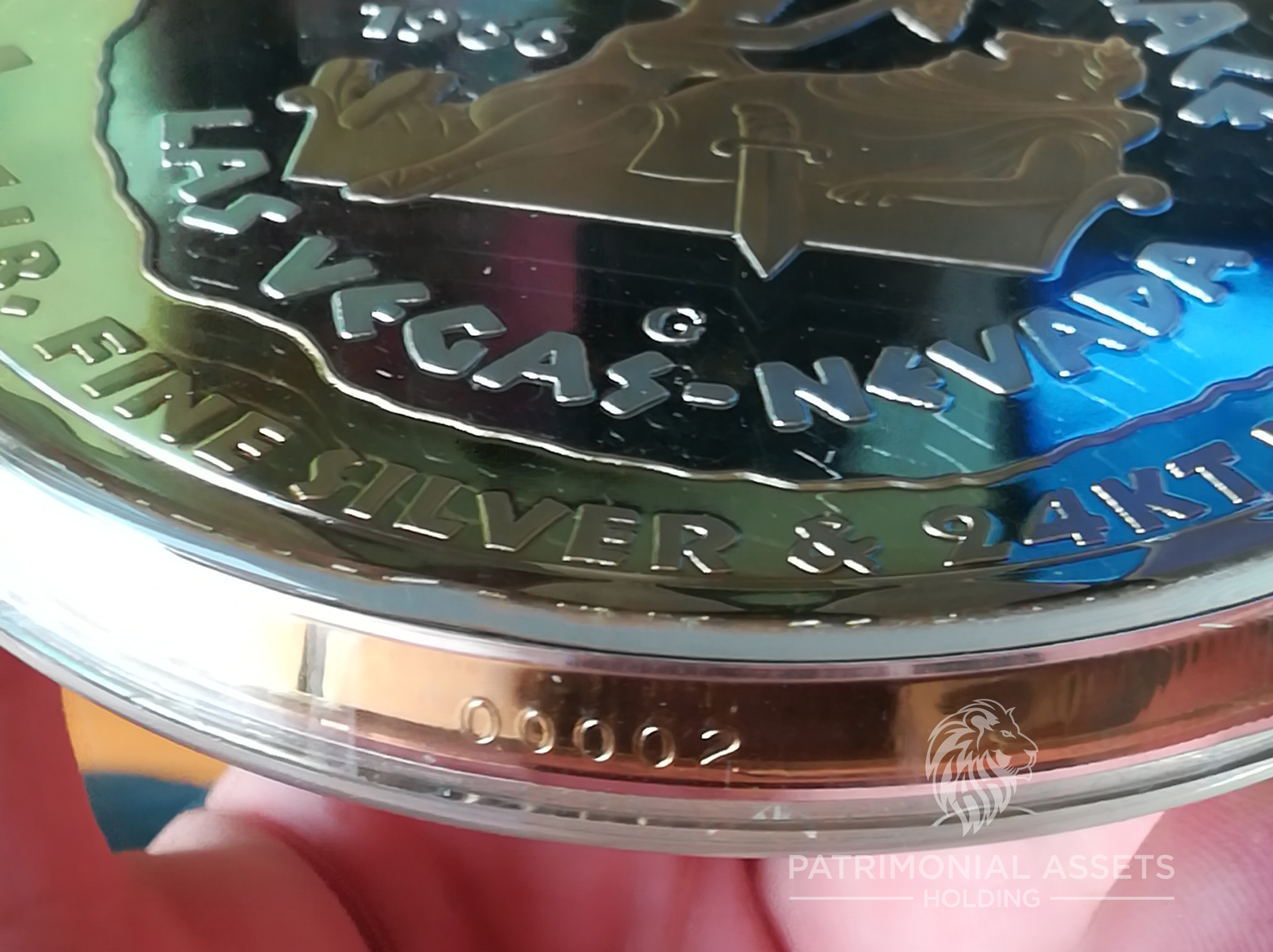 Winged Victory (Only piece known by collectors) — 2002 — 24k HGE — Mint G — Serial #002 — Edge serial