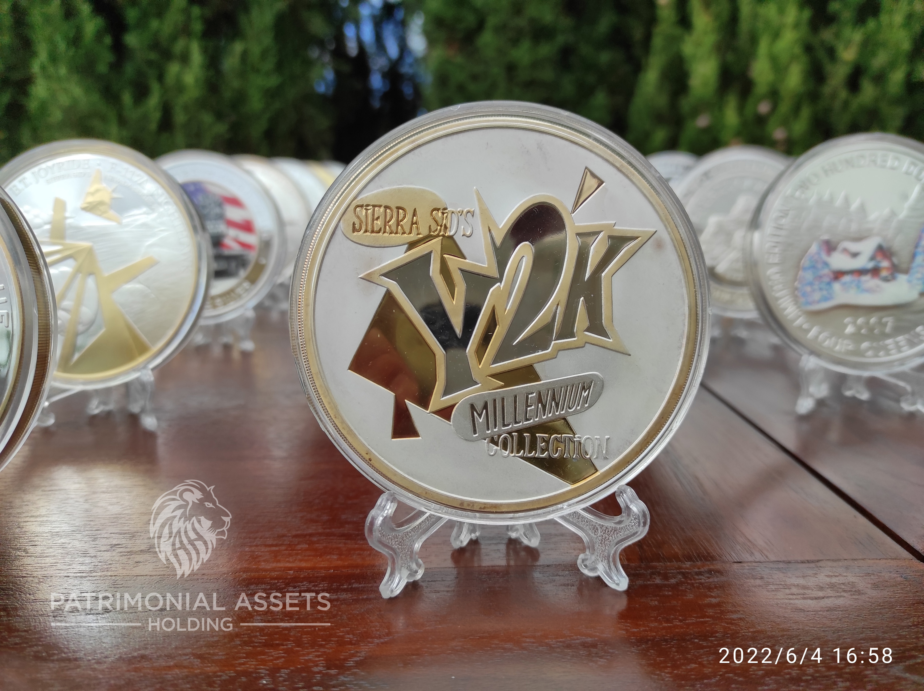 Y2K (Letras Silvers Y2K) — 2000 — 24k HGE — Serial #045