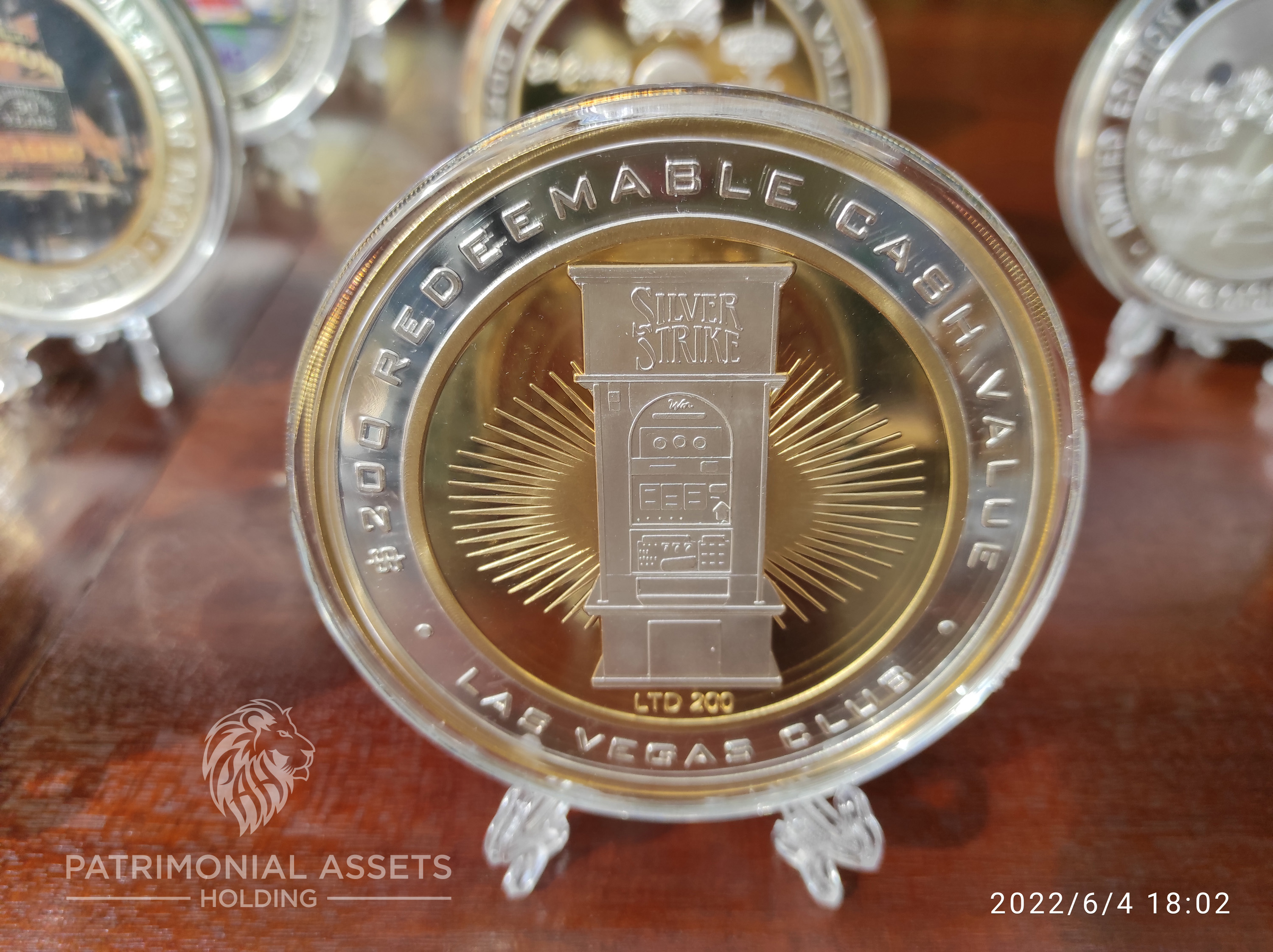 (Die Error) Silver Strike Machine ltd.200 — 2004 — 24k HGE — Mint G — Serial #071